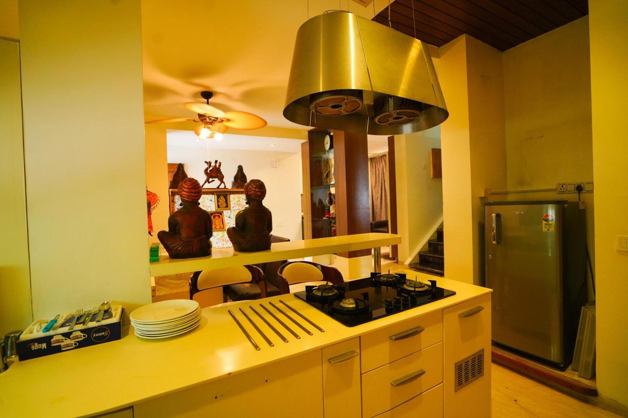Golden Villa - Duplex House With Private Theater - Near To Alipiri And Bhudevi Ttd Ticket Counter And Kapilateertham تيروباتي المظهر الخارجي الصورة