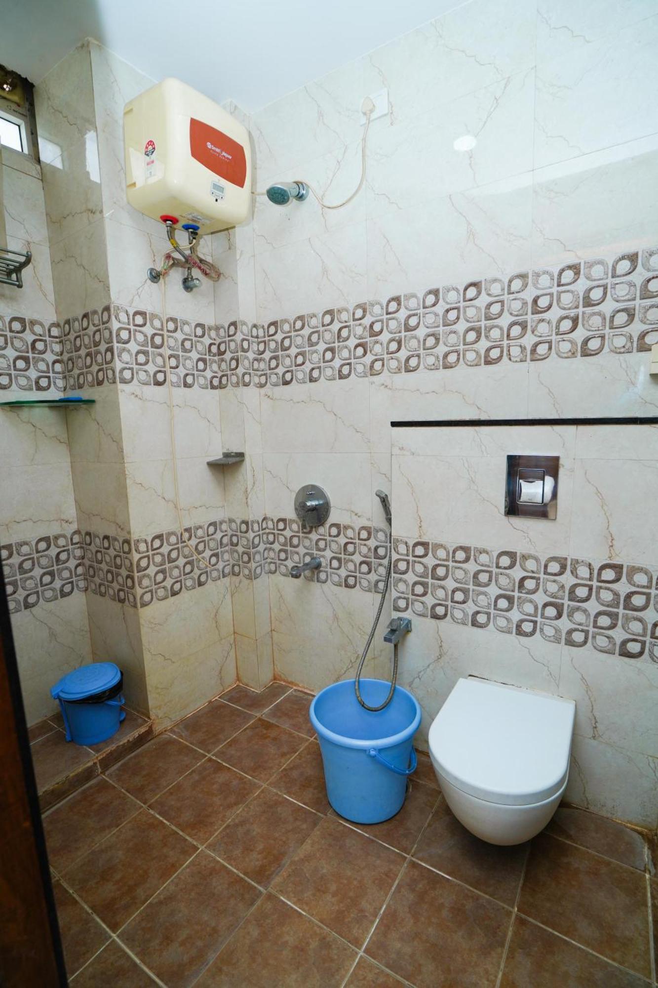 Golden Villa - Duplex House With Private Theater - Near To Alipiri And Bhudevi Ttd Ticket Counter And Kapilateertham تيروباتي المظهر الخارجي الصورة